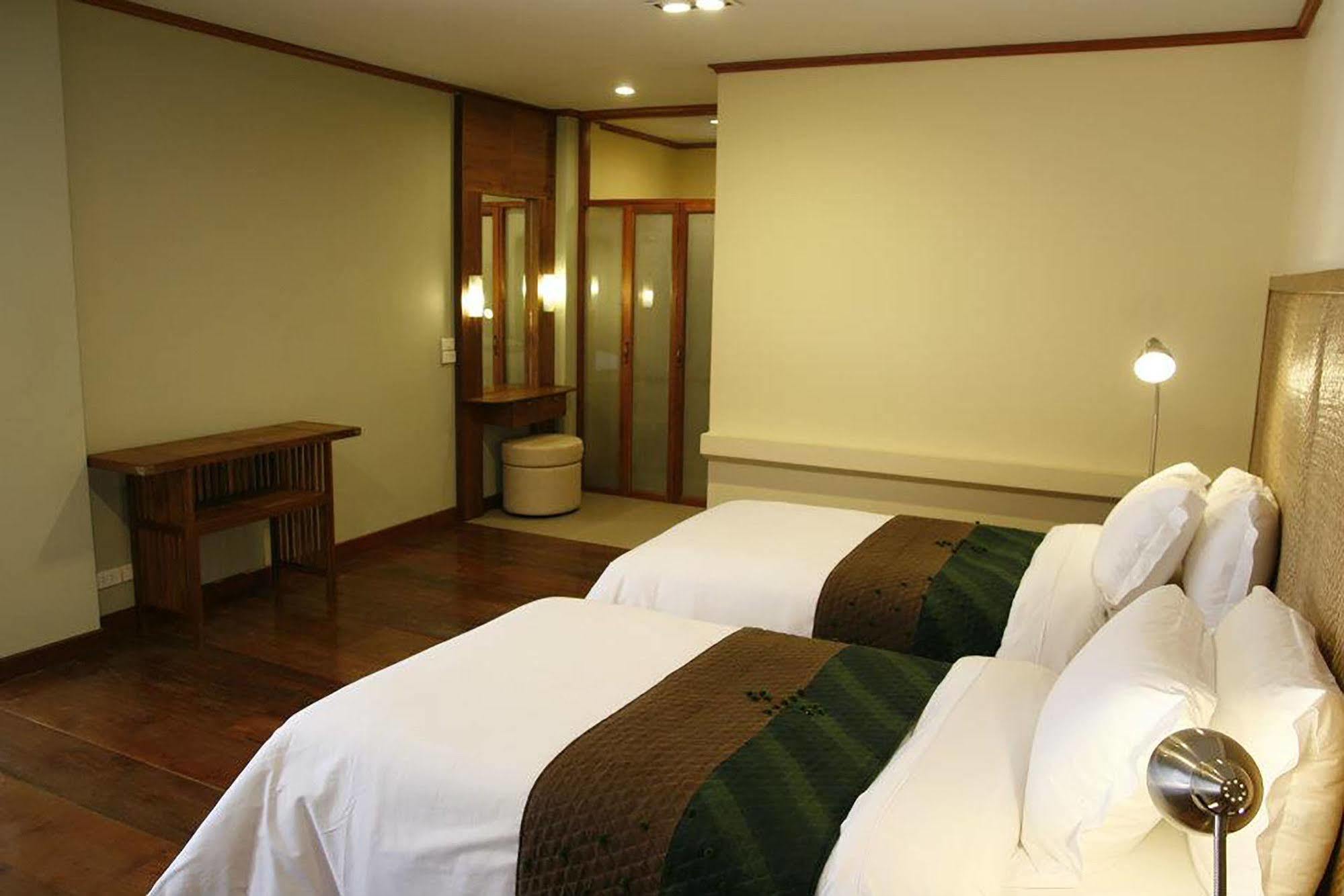 Vc@suanpaak Hotel&apartamento Con Servicio 4*